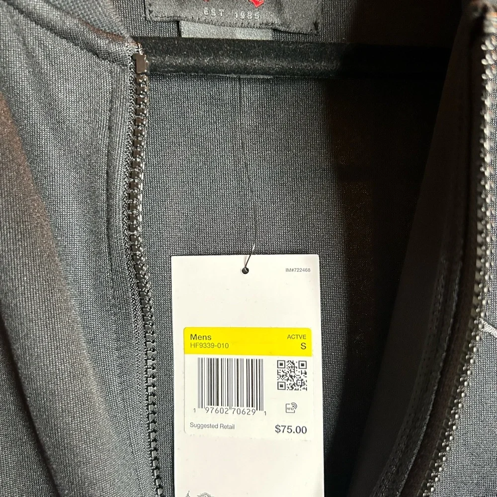 NWT Men's Black Jordan Jacket - Picture 2 of 4